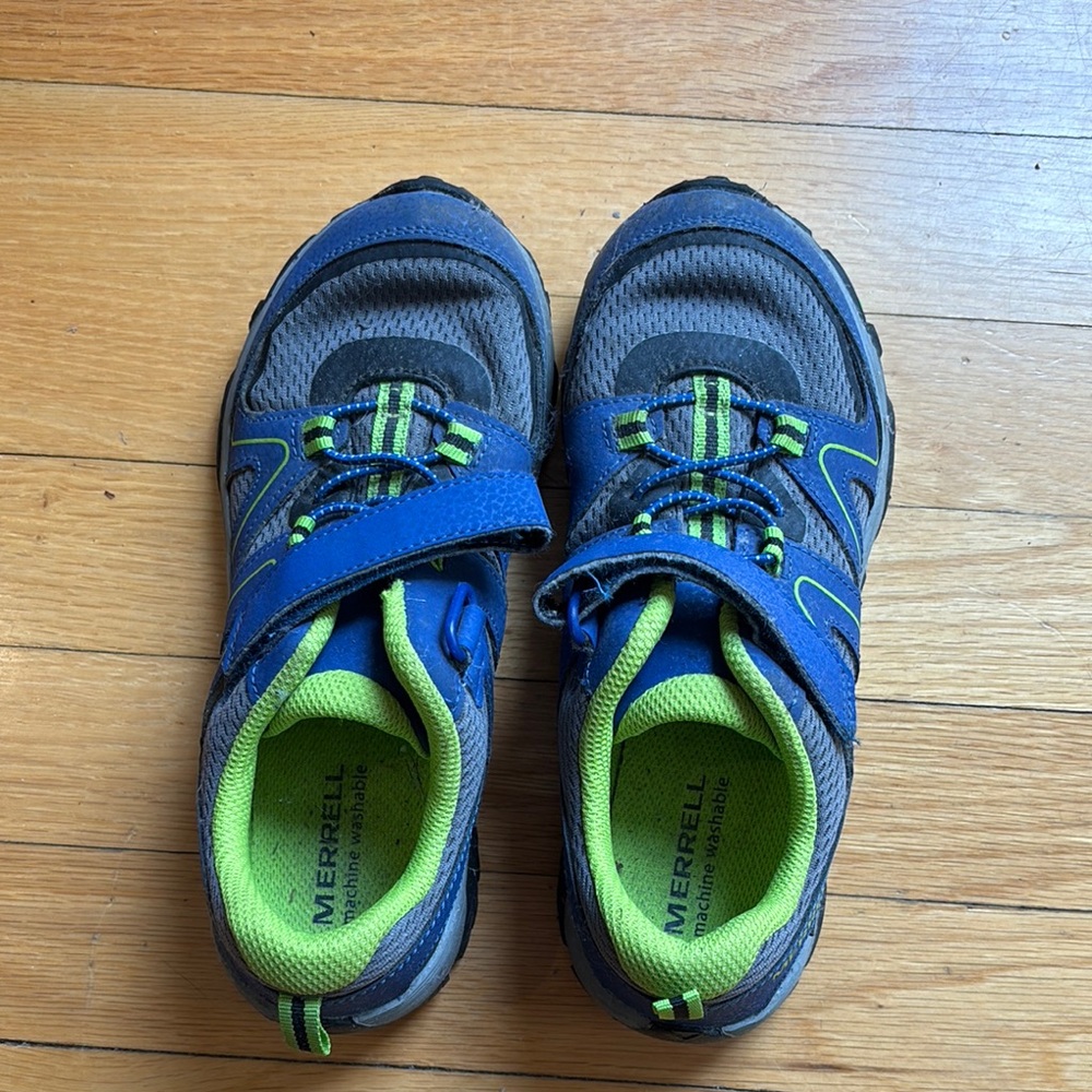 Merrell Blue and Green Sneakers with Velcro Closure and Rubber Toe Cap